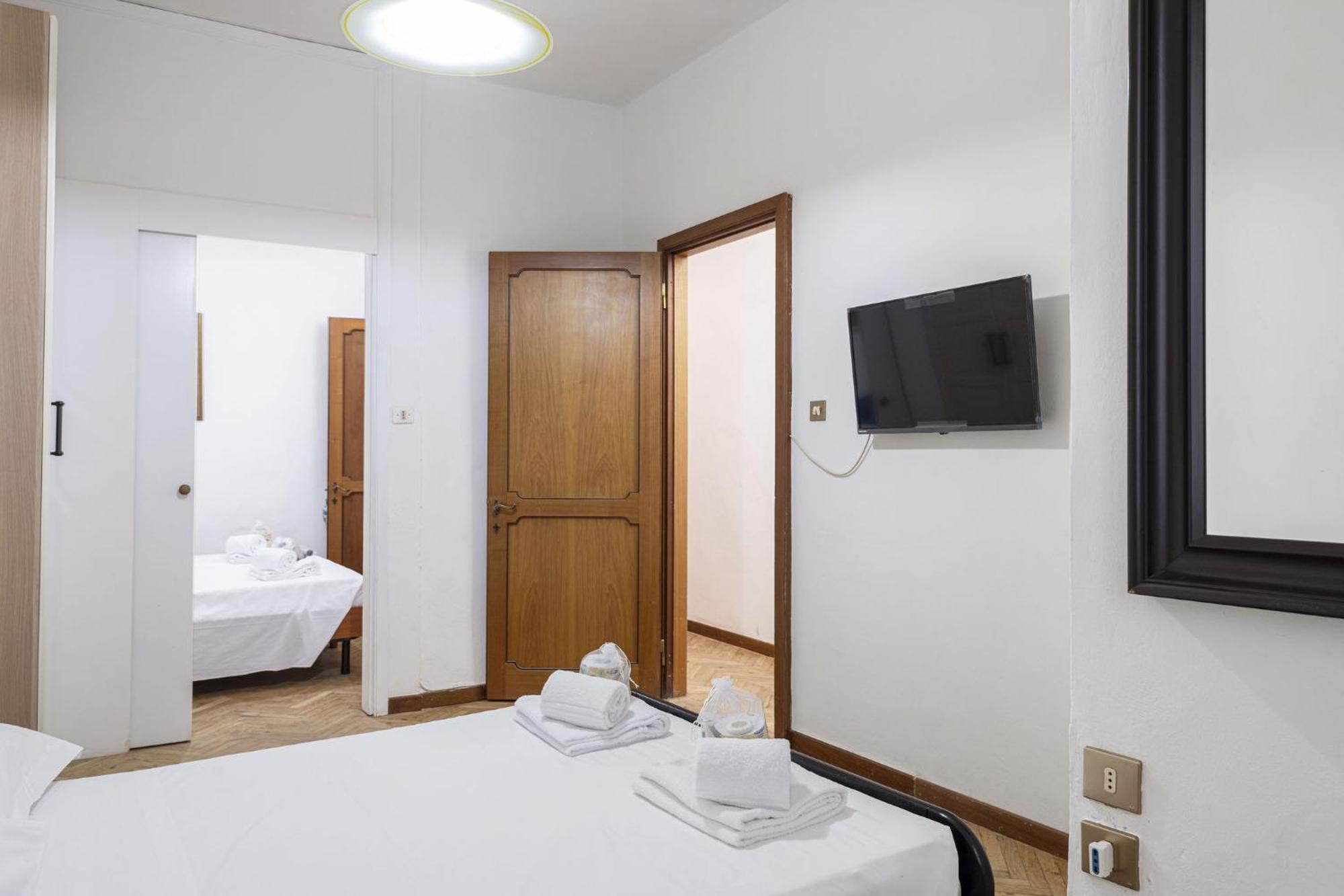 Ferienwohnung Unyca - Ampio Rifugio Per Famiglie A Firenze Exterior foto